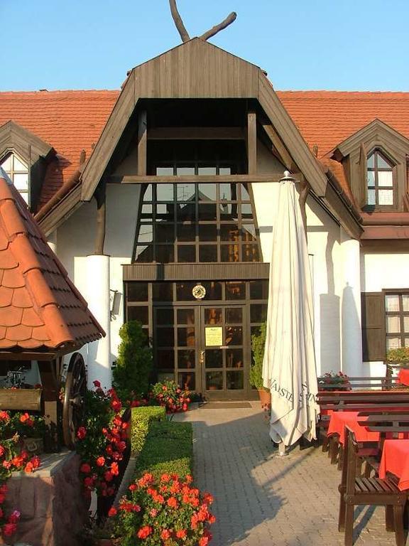Hotel Agas Vendeghaz Csopak Zewnętrze zdjęcie